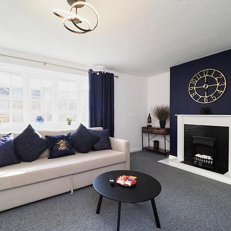 Home In Wellesbourne - Contractors - Families - Reduced Rates ภายนอก รูปภาพ